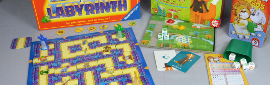 Spiele für Kinder ab 5, zum Beispiel Kniffel Kids, Verfuxt!, das verrückte Labyrinth Junior